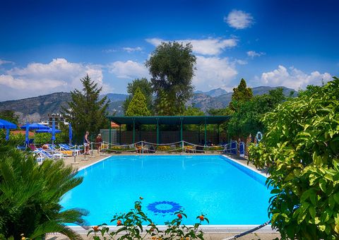 Hotel Girasole, Blick auf den Pool