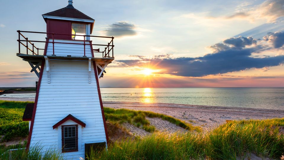 Leuchtturm von Covehead Harbour ©Elenathewise, AdobeStock Leuchtturm von Covehead Harbour