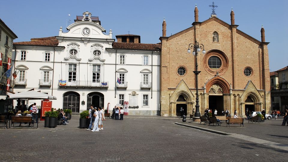 Asti, Piazza
