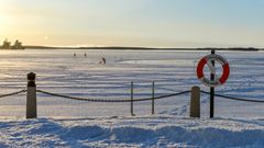 Ostsee zugefroren bei Lulea