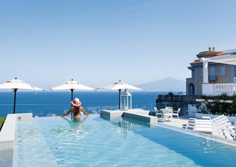 Pool mit Meerblick im Hotel Corallo bei Sorrent in Italien