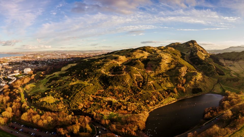 Arthurs Seat Hill ©Andras - adobe stock Arthurs Seat Hill