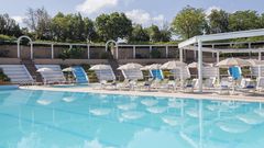 Außenpool des Hotel D'Aragona