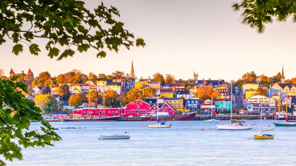 Lunenburg Old Town_Nova Scotia ©Tourism Nova Scotia, Photographer Acorn Art & Photography Lunenburg Old Town_Nova Scotia