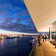 Plaza der Elbphilharmonie