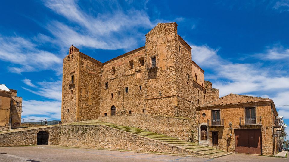 Castelbueno