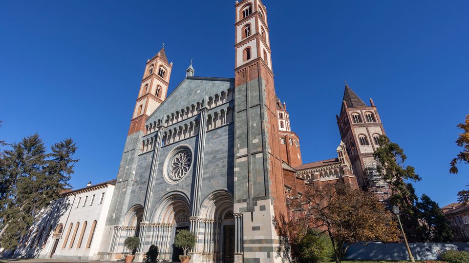 Basilika SantAndrea in Vercelli