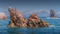 Felsen im Meer bei den Ballestas Islands, Peru