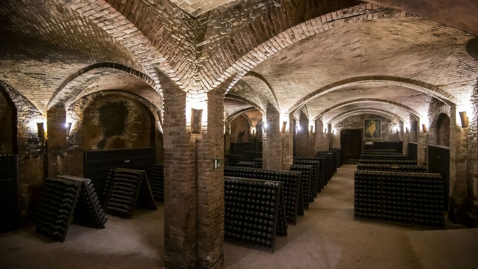 Canelli, unterirdische Sektkeller