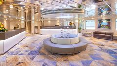 MS Hamburg, Lobby