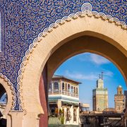 Fes, Blaues Tor ©gatsi, AdobeStock Fes, Blaues Tor