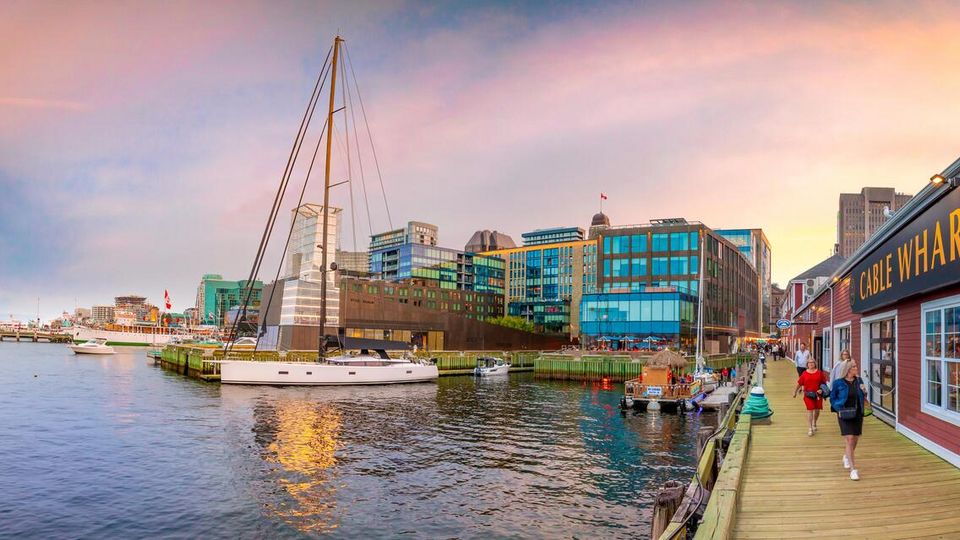 Halifax_Waterfront ©Tourism Nova Scotia, Photographer Acorn Art & Photography Halifax_Waterfront