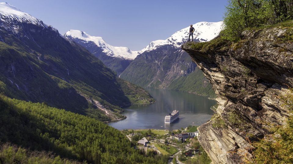 Flydalsjuvet - Geirangerfjord copy
