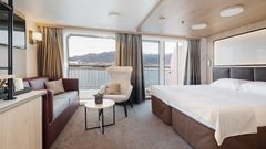 MS Finnmarken, Expedition Suite M4