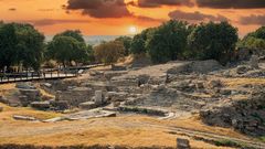 Archäologische Ausgrabungen in Troia