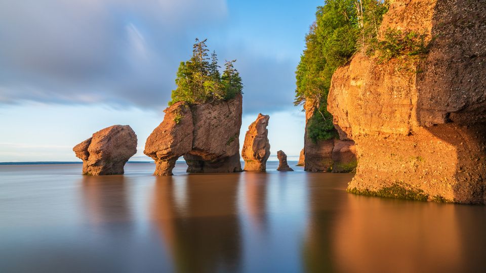 Hopewell Rock, New Brunswick ©gqxue, AdobeStock Hopewell Rock, New Brunswick