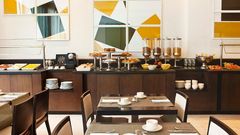 Grupotel Gran Via 678, Frühstück