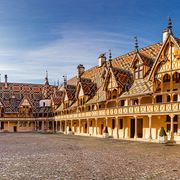 Hospices de Beaune ©majonit, AdobeStock Hospices de Beaune